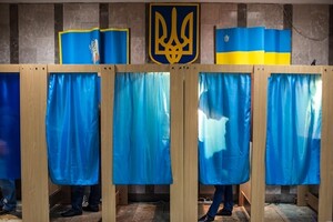 Треть украинцев готовы поддержать на выборах действующего главу своего населенного пункта — опрос