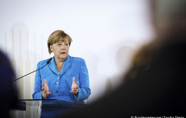 Меркель встретится с Тихановской
