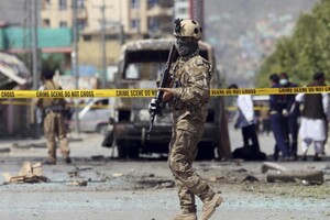 Подрыв автомобиля в Афганистане унес жизни 15 человек