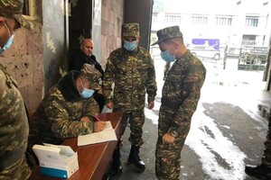 Сын армянского премьера Пашиняна записался добровольцем в армию