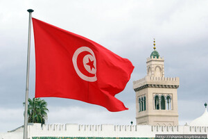 Туніс частково повертається до обмежень через COVID-19 