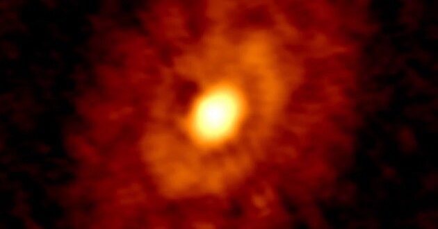 Планети почали формуватися навколо зірки віком 500 тисяч років