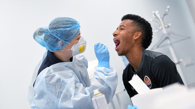 Имена футболистов не называются