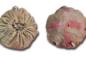 Археологи знайшли три найдавніших м'яча Євразії 