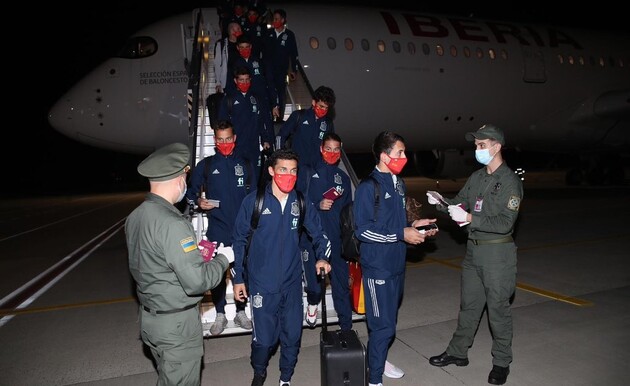 Сборная Испании уже приземлилась в Киеве