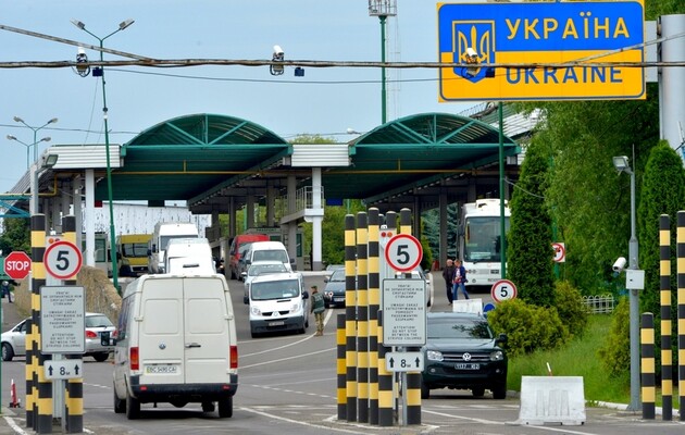 Україна збільшить кількість пропускних пунктів на кордоні з Польщею 