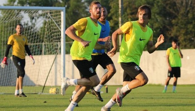 У "Александрии" 27 позитивных тестов