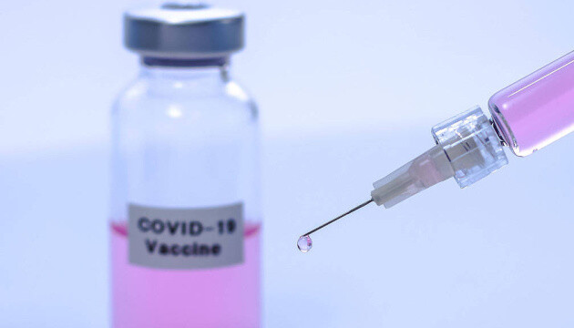 МОЗ просить Світовий банк надати грошей на вакцину від COVID-19 
