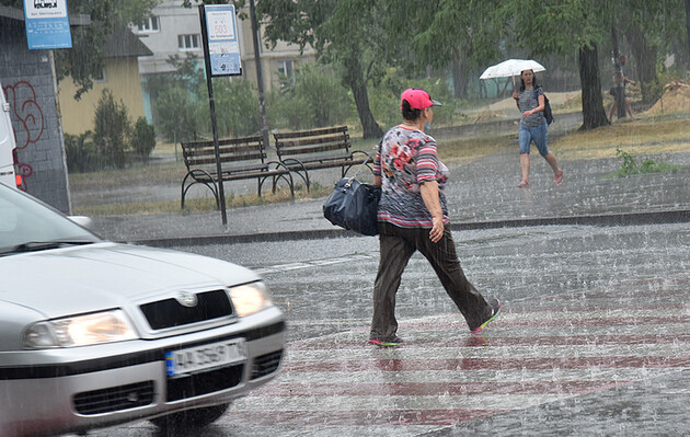 Зараз в Україні діє адаптивний карантин