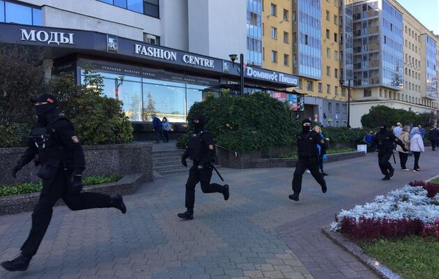 Воскресные протесты в Беларуси: силовики задержали почти 200 человек
