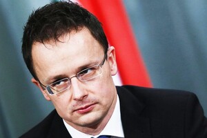 МЗС Угорщини пропонує Байдену «відповісти за тиск на Україну» 