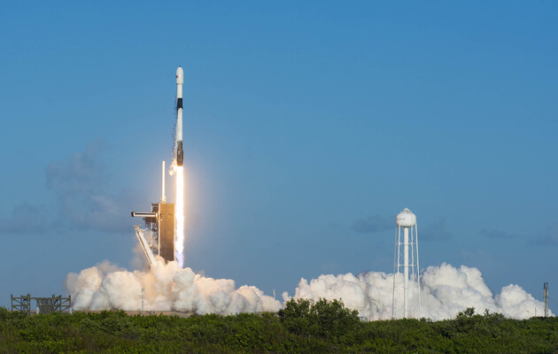 SpaceX планирует отправить в космос третью за месяц партию спутников Starlink – СМИ