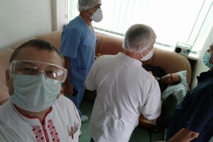 Динаміка позитивна: Опубліковано перші фото Балуха з лікарні після побиття 