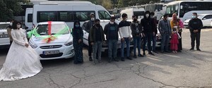 В Турции 16 нелегалов маскировались под свадебный кортеж