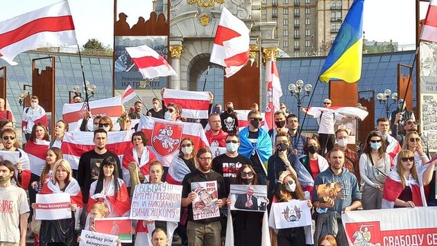 З Білорусі в Україну поїхали понад три тисячі осіб, в Польщу - десять тисяч - МВС 