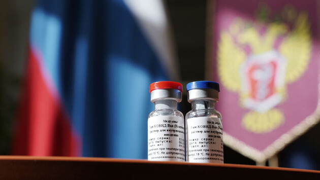 Минздрав о закупках российской вакцины от коронавируса: «Невозможно»