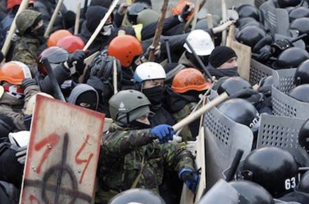 Милиция задержала четырех митингующих на Европейской площади