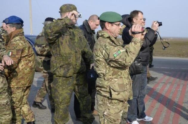 Задержанные в Славянске наблюдатели – не представители ОБСЕ