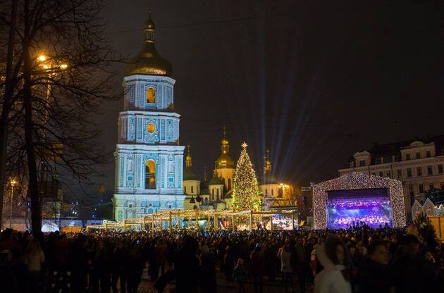 Бойцы ВСУ поздравили украинцев с Новым годом