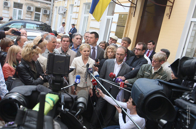 Тимошенко затримано для проведення слідчих дій