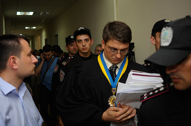 Кірєєв видалив Тимошенко із зали судових засідань