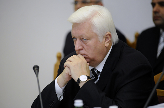 Депутат Омельченко попросить Пшонку посадити всіх генпрокурорів починаючи з 1998 року згідно з новою справою Тимошенко