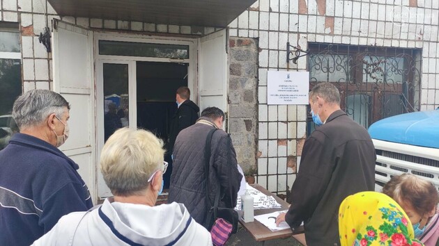 Поліція вже відкрила 14 кримінальних справ через порушення в день виборів