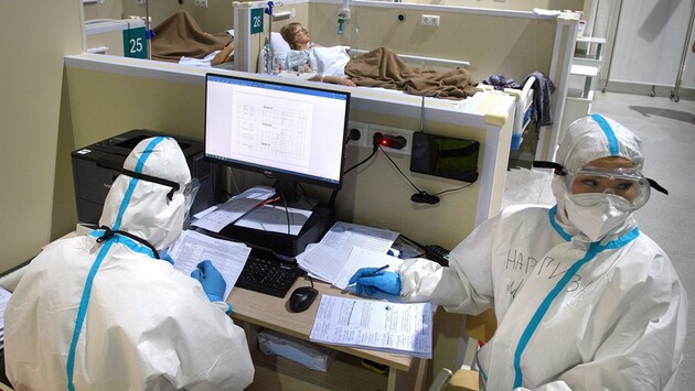 В России зафиксирована рекордная смертность от коронавируса за сутки