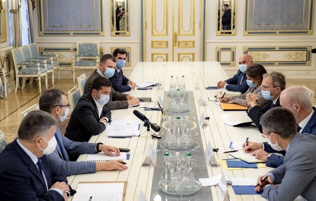 Зеленський запропонував компанії Alstom створювати робочі місця в Україні