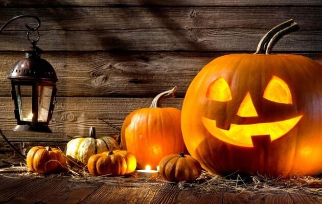 Цього року на Хелловін популярні костюми, пов'язані з коронавірусом