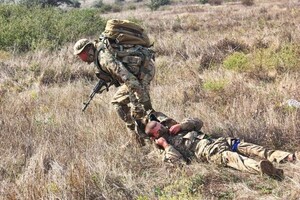 У Донбасі військовослужбовець ОС отримав поранення 