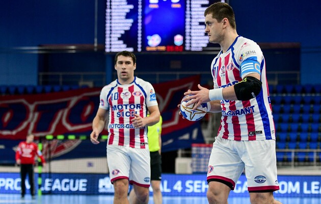 "Мотор" проиграл в первых трех турах