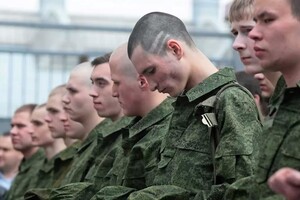 Из аннексированного Крыма в Россию оккупанты отправили служить 200 призывников