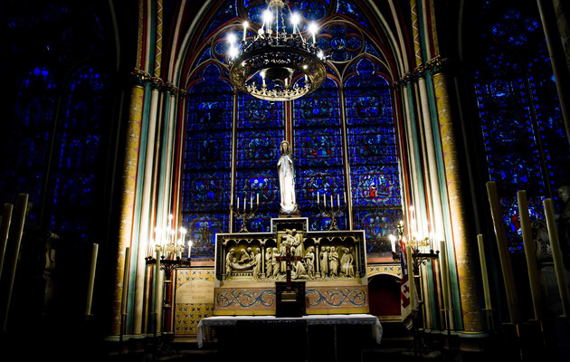 Теракт произошел в городской церкви в Нотр-Даме