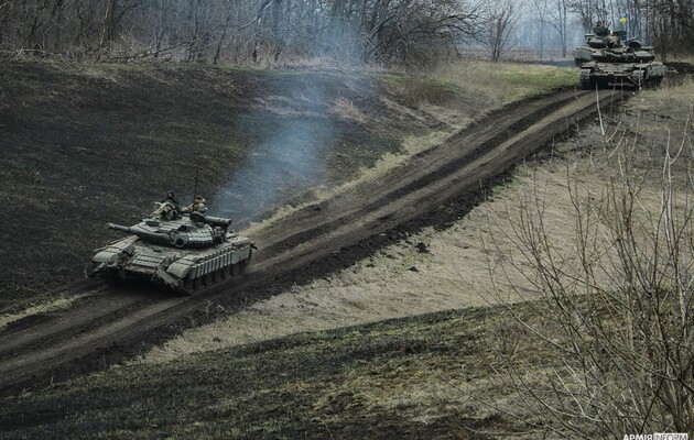 За відомостями розвідки Росія перекинула в Донбас паливо та стрілецьку зброю 