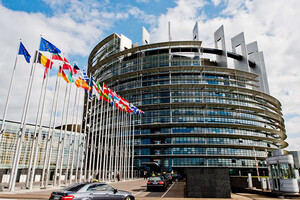 Европарламент поддержал решение Зеленского по КСУ