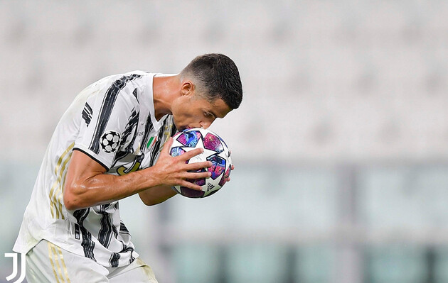 Роналду сдал отрицательный тест на коронавирус