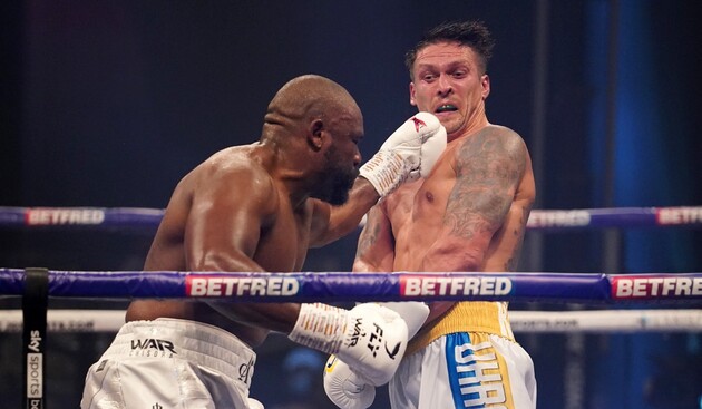 Усику отдали преимущество все судьи