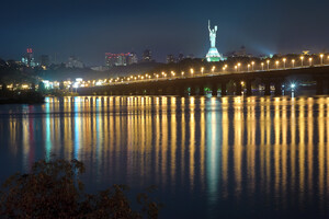 Правоохоронці затримали «мінера» мосту Патона у Києві