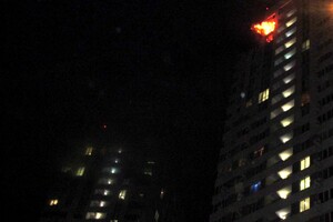 В Одесі рятувальники загасили пожежу в 25-поверховому будинку: фоторепортаж 