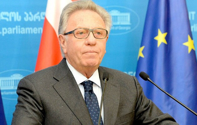 Front News International