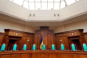 КСУ не ухвалив рішення щодо мовного закону 