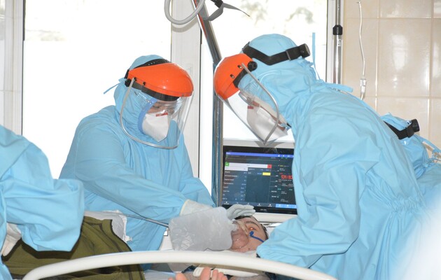 В Украине коронавирус за сутки выявили почти у 10 тысяч человек