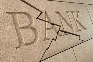 Суд скасував продаж активів трьох банків-банкрутів 