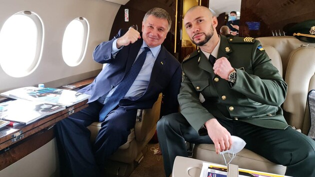 Аваков лично заплатил почти 850 тысяч гривень за самолет, на котором привезли Маркива