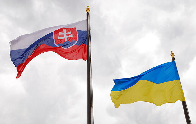 Словакия закрывает границу с Украиной из-за пандемии 