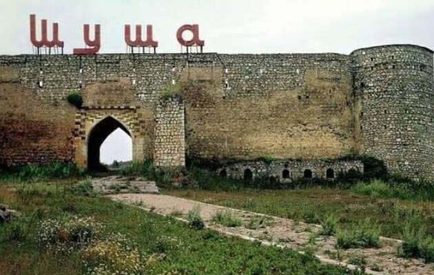 Минобороны Азербайджана впервые показало видео освобожденного города Шуша в Нагорном Карабахе