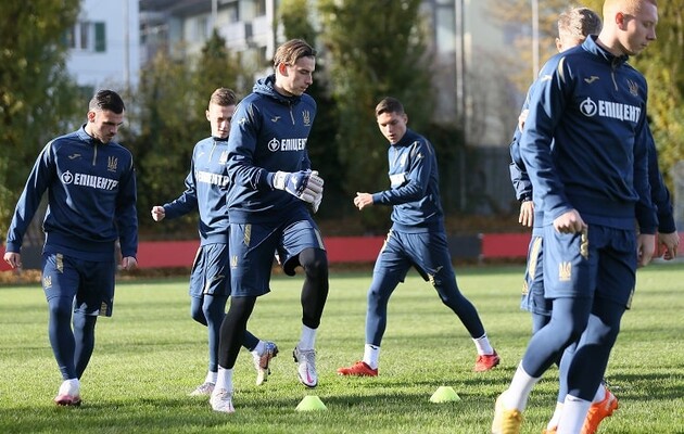 Матч повинен був пройти сьогодні