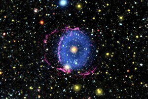 Астрономы раскрыли тайну туманности Синее кольцо