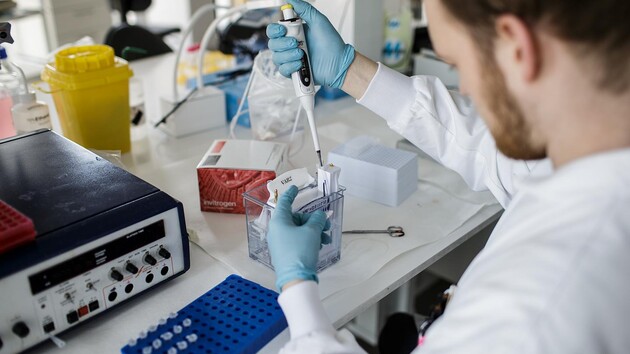 ЄС готовий заплатити понад $10 млрд за вакцини від коронавірусу 